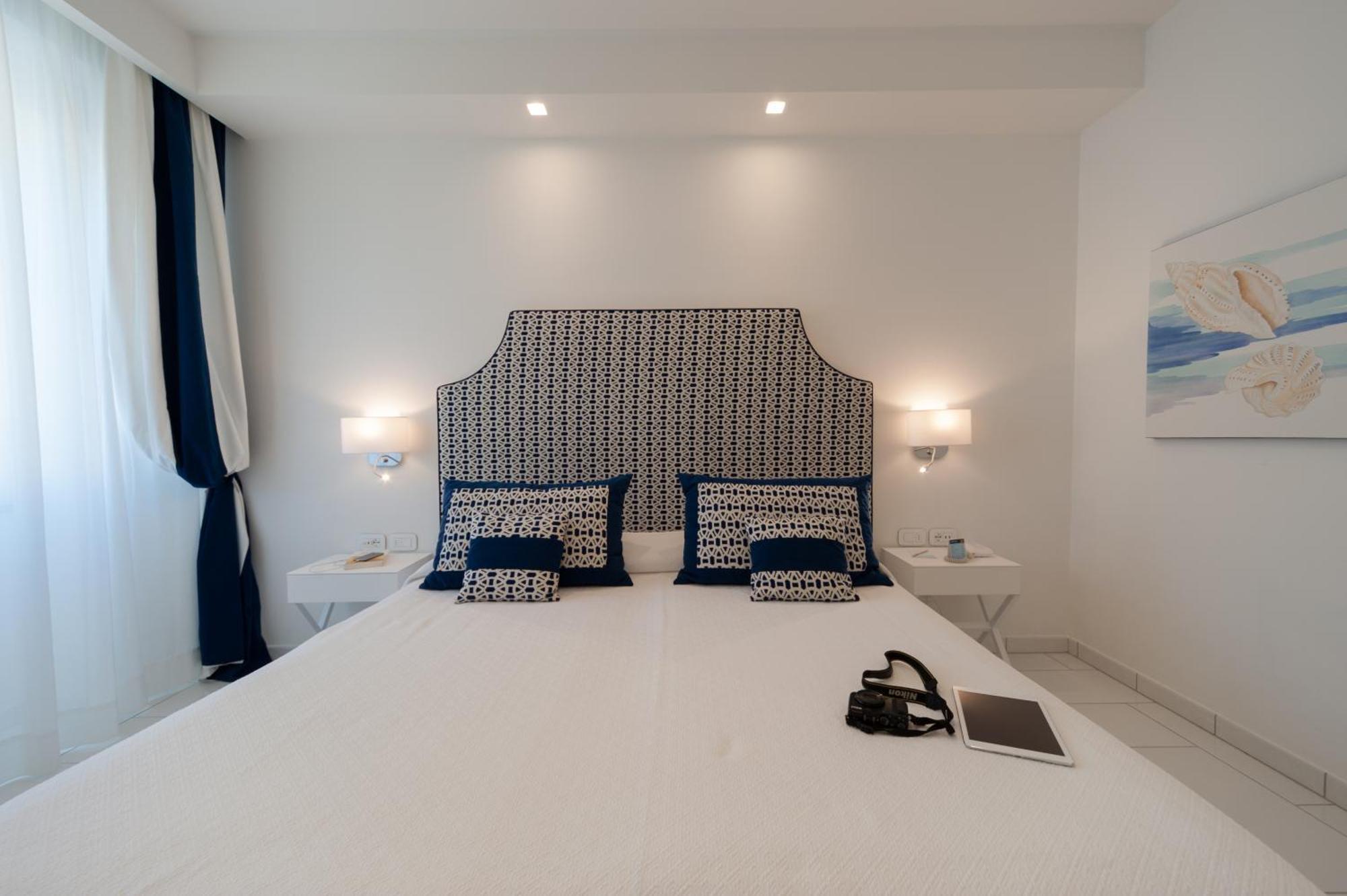 Panorama Hotel 4*